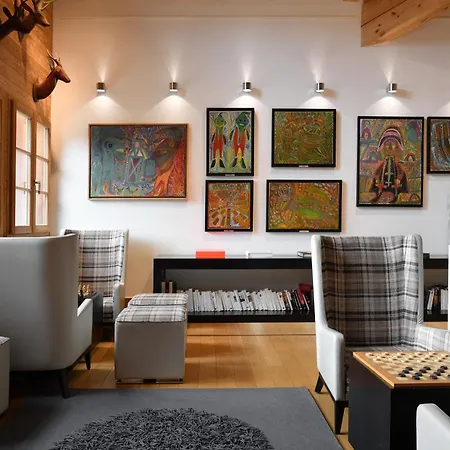Le Strato Hotel 5*