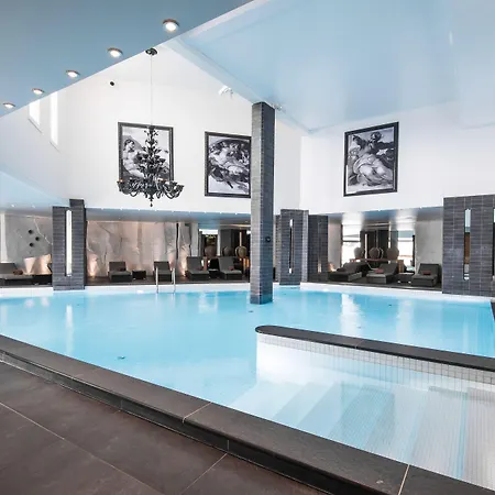 Le Strato Hotel Courchevel