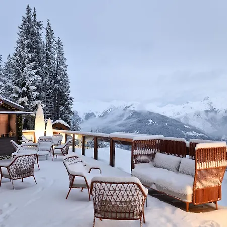 Le Strato Hotell Courchevel