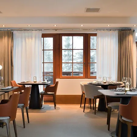 Le Strato 5* Courchevel