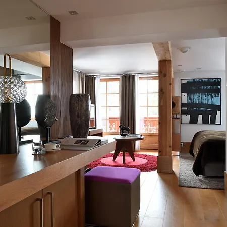 Le Strato Hotell Courchevel